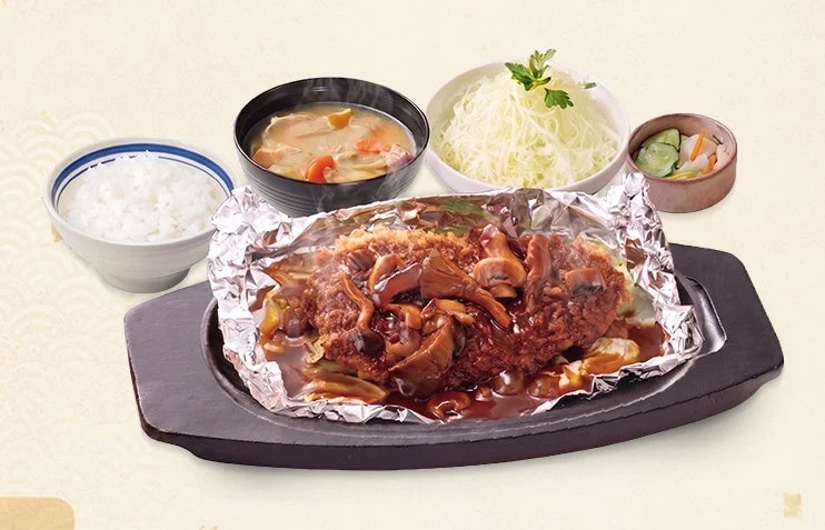 濃厚デミときのこの包み焼き定食
