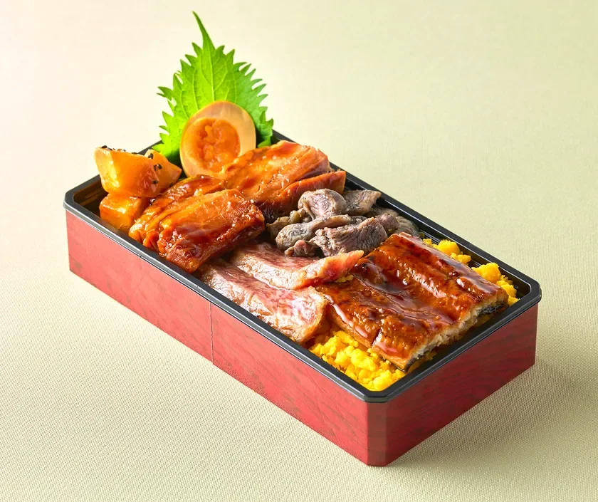 牛・豚・鶏・うなぎの豪華食べ比べ弁当