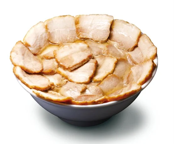 器いっぱいのチャーシュー