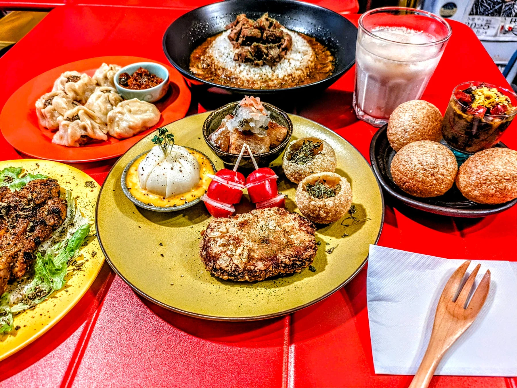 酒とスパイス プエブロのネパール料理