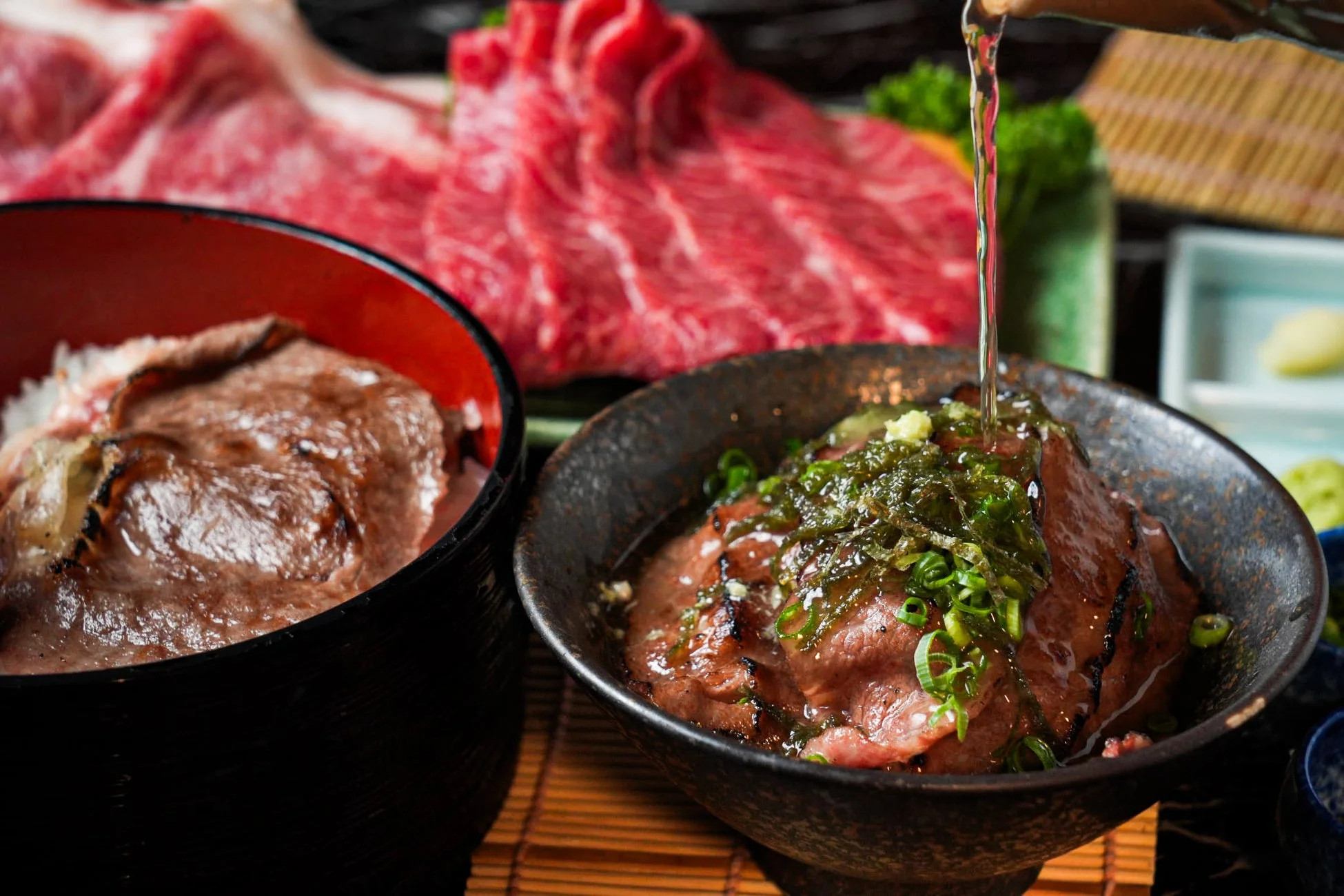 和牛ひつまぶしに鰹出汁をかける
