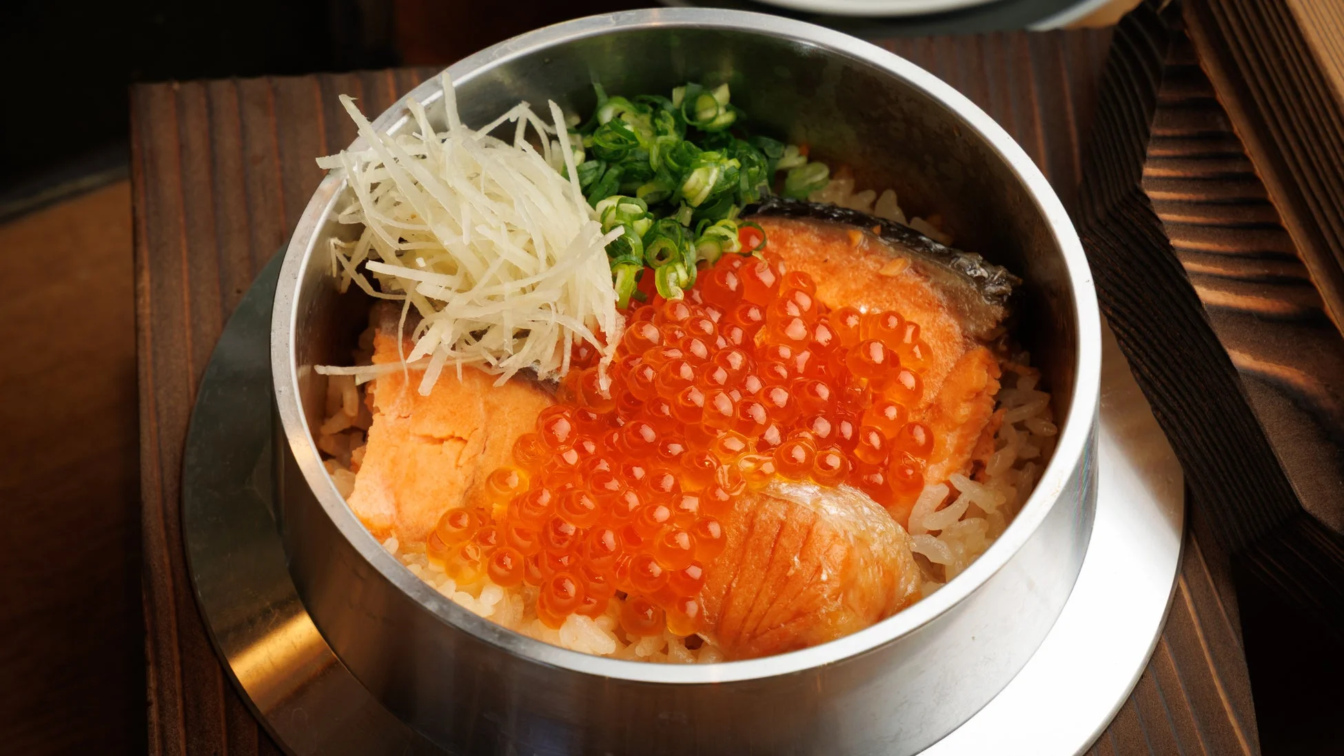鮭いくら釜飯