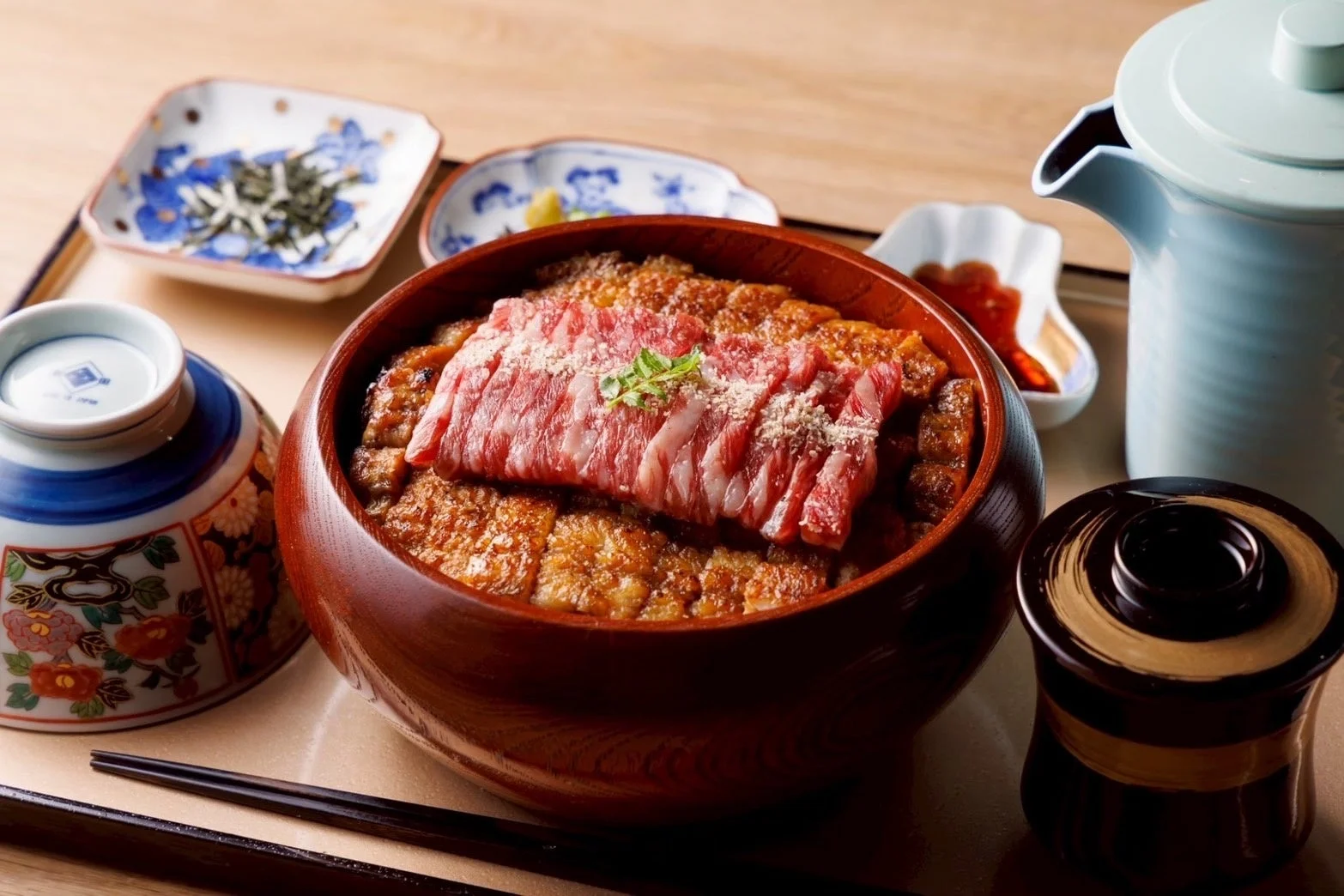 和牛うなぎひつまぶし
