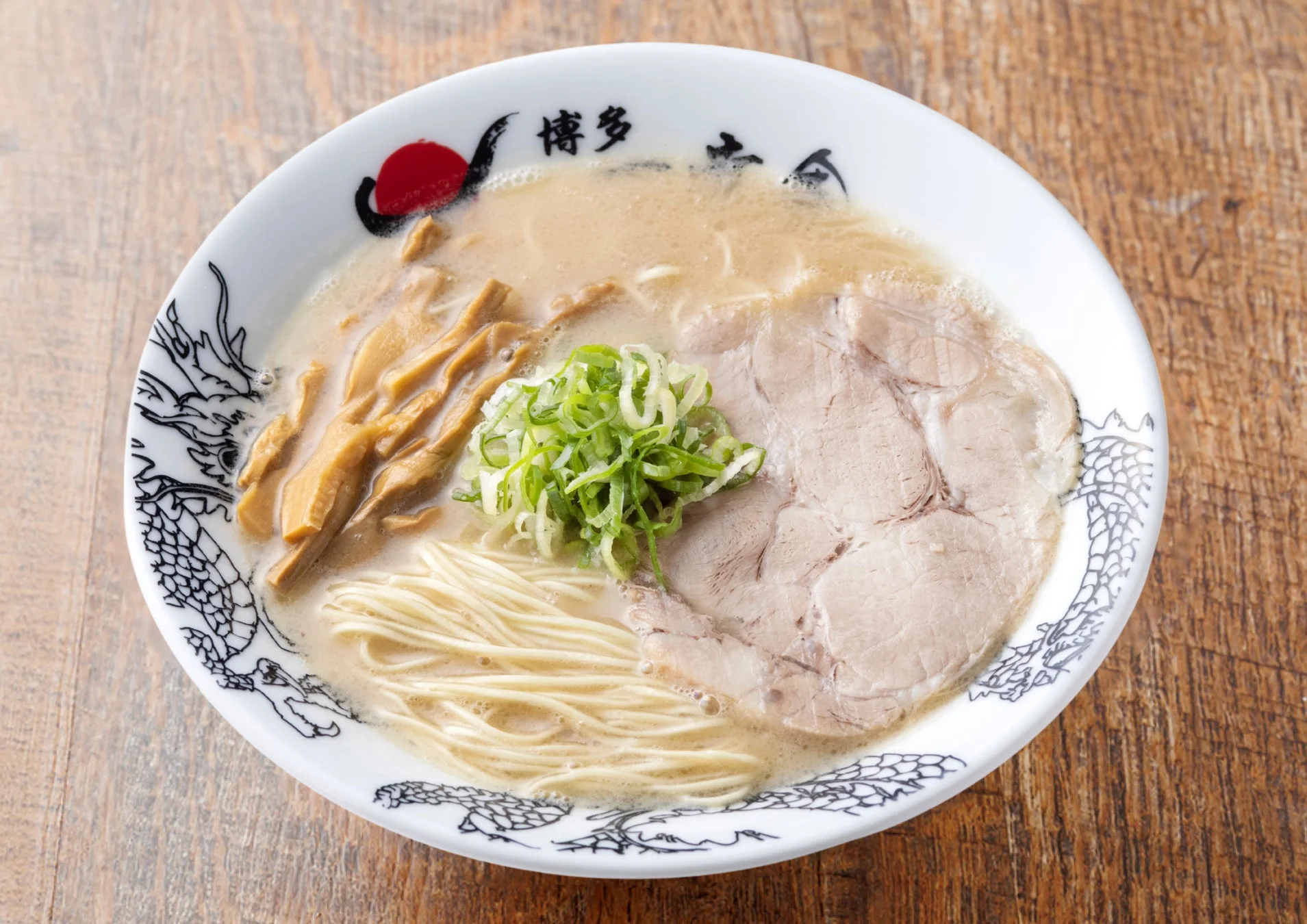 博多豚骨ラーメンのクローズアップ画像