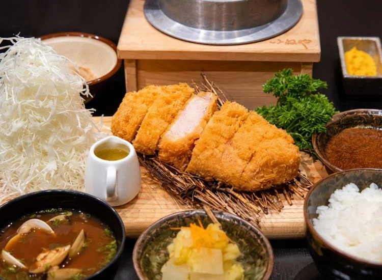 とんかつ定食