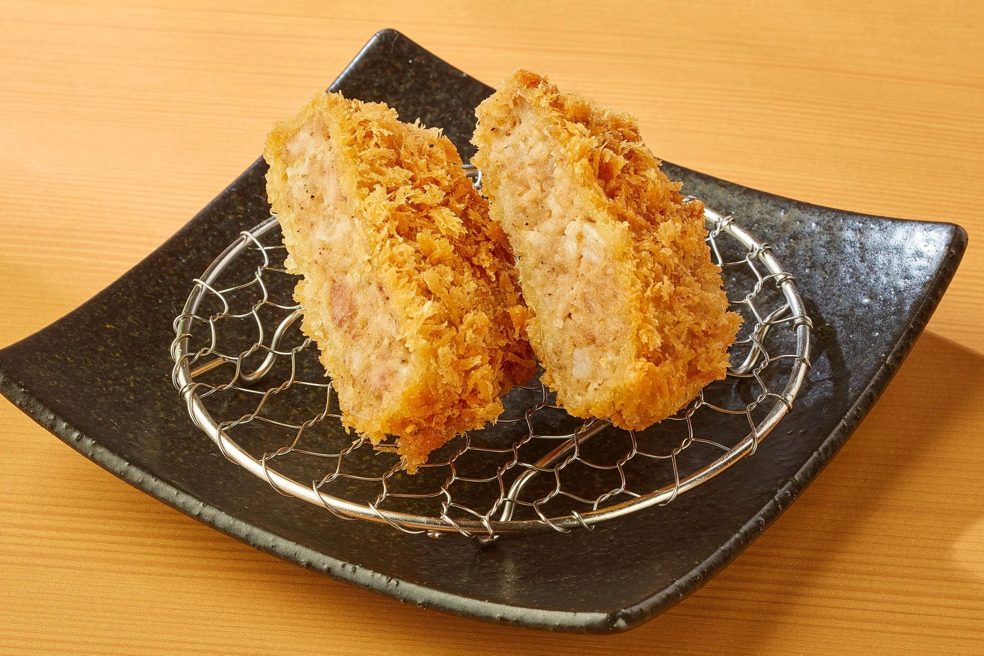新潟県産もち豚 旨とろメンチかつ（単品）