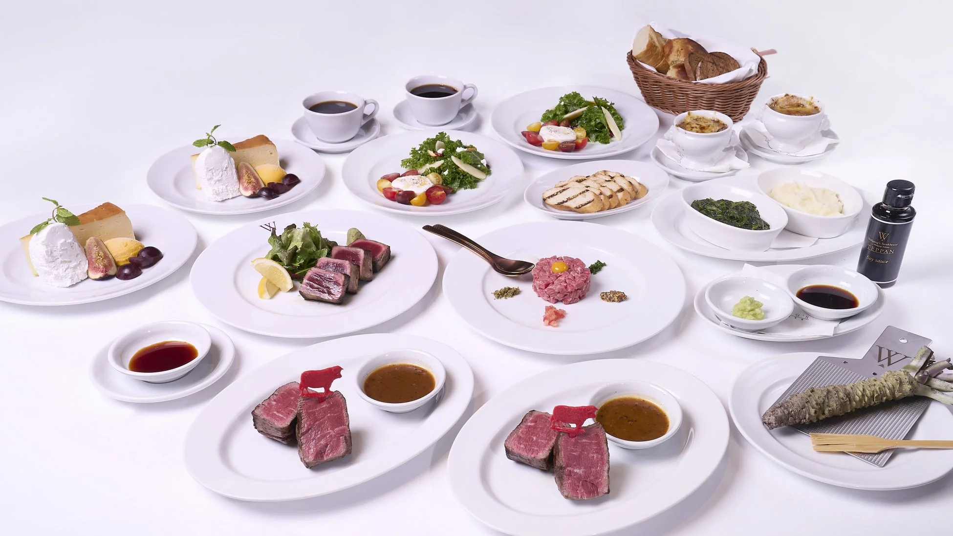 豪華なフルコース料理