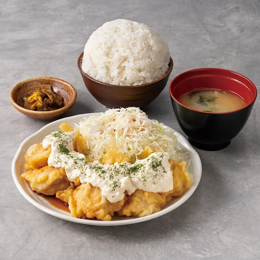 八重洲もつ焼酒場てけてけの秘伝ダレのチキン南蛮定食