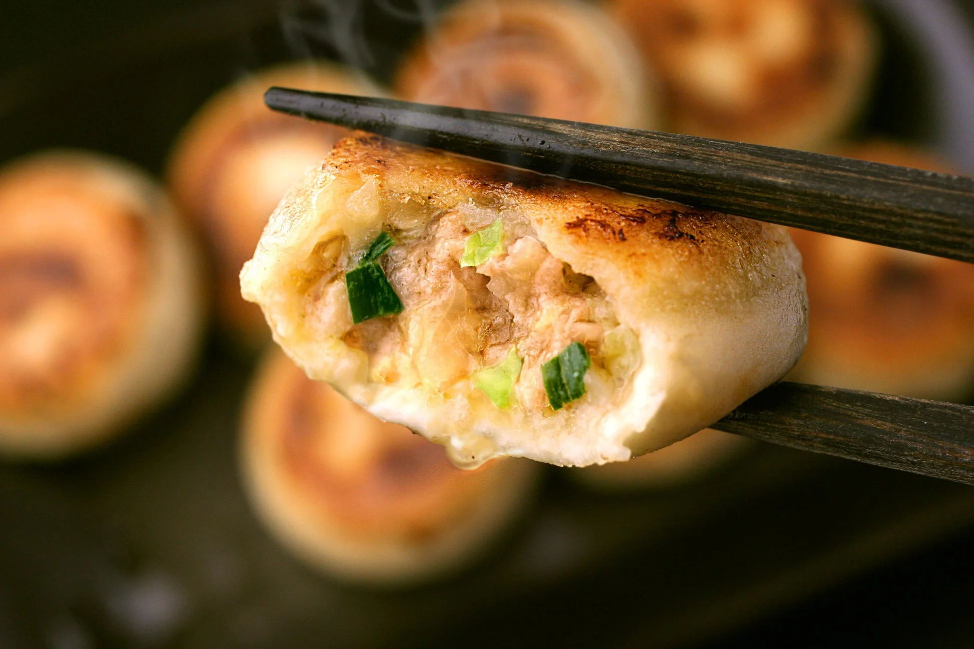 熱々の焼き小籠包